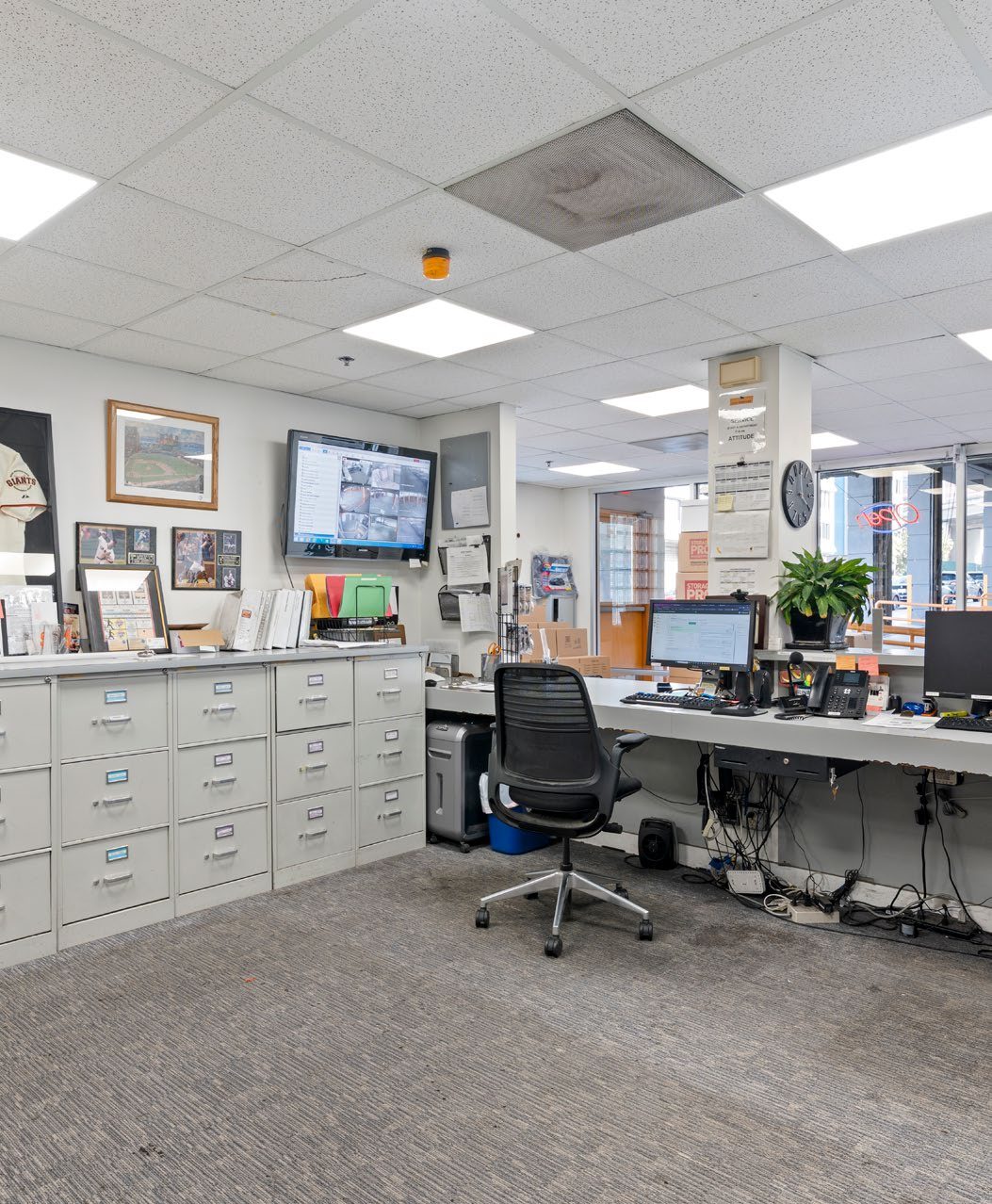 Leasing office